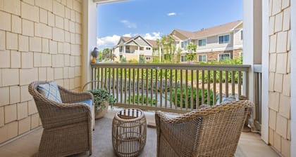 Gorgeous Centerra Condo