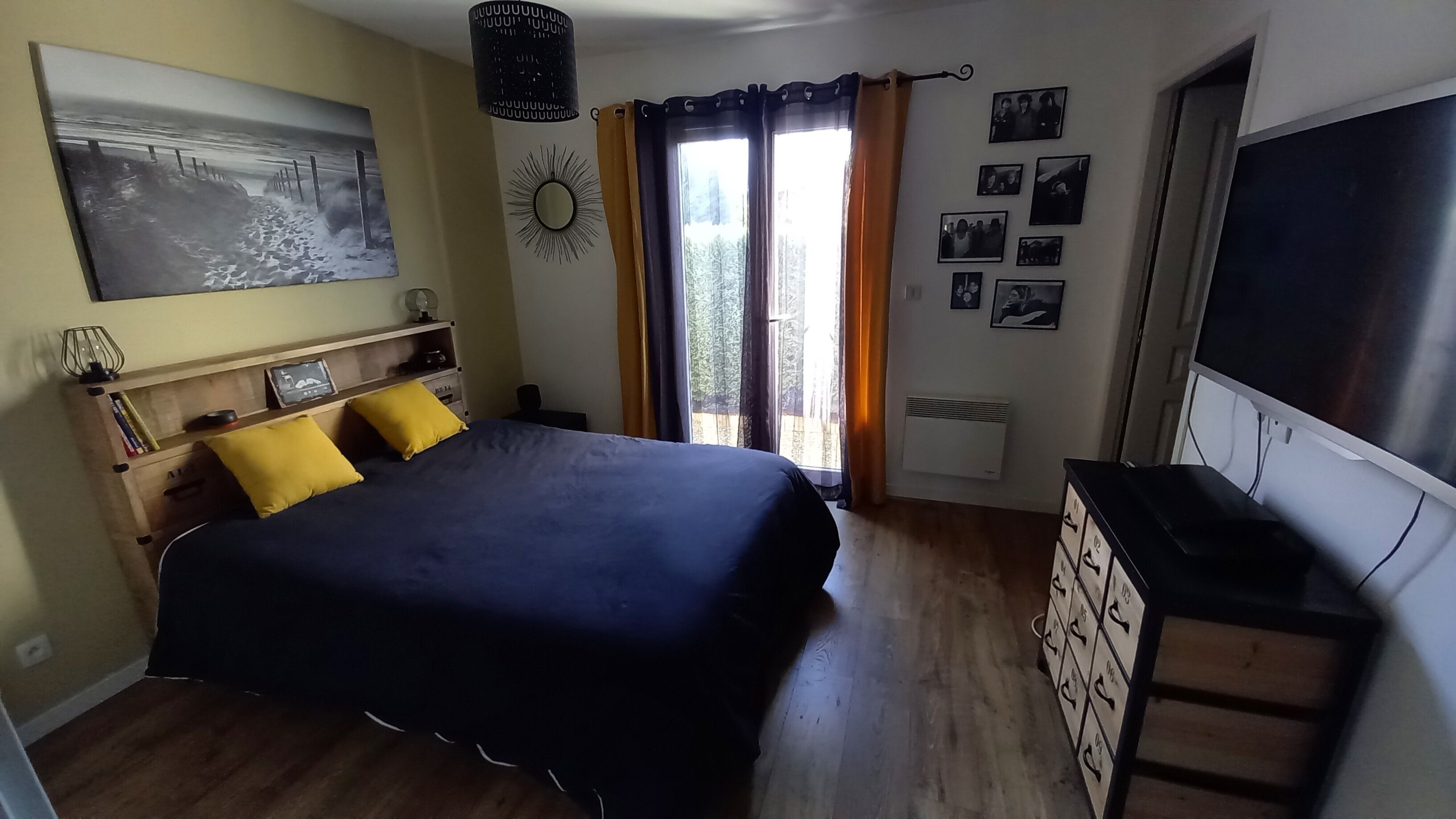 Beautiful Villa with swimming pool, petanque, billiards, table football