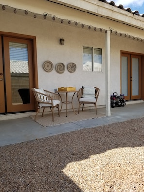 Outdoor dining