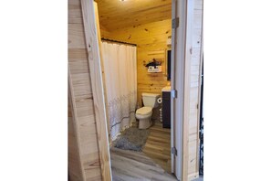 Ensemble baignoire-douche, savon