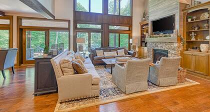 Beautiful lakefront home with hot tub, game room, washer/dryer & private dock