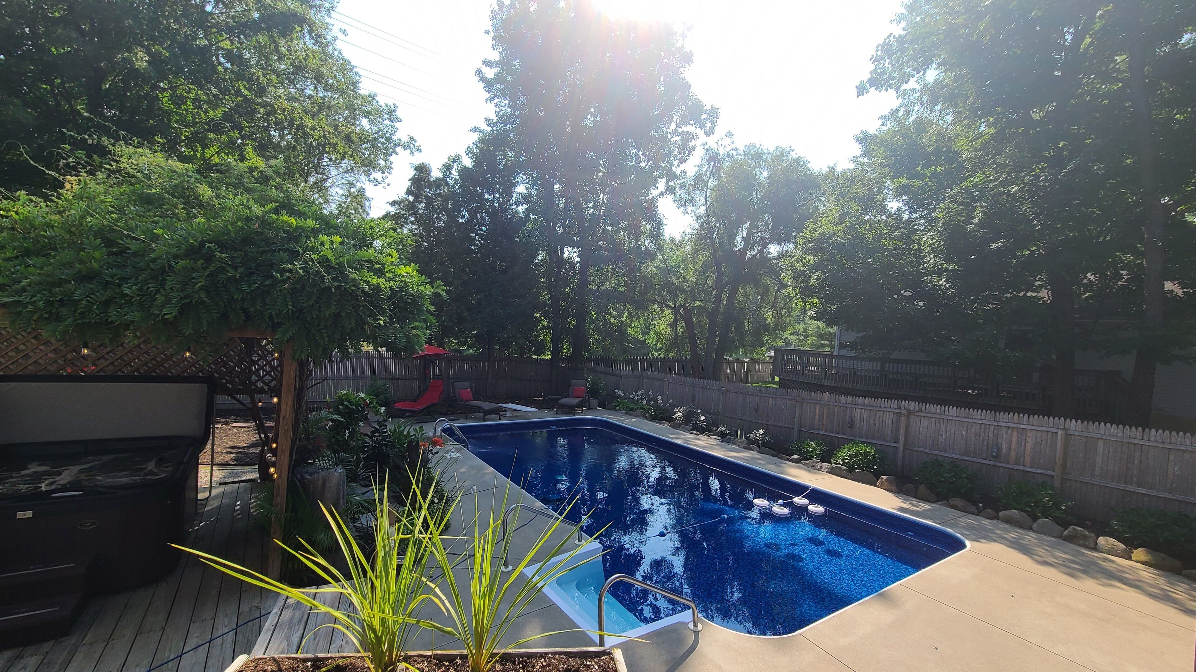 Piscine extérieure, piscine chauffée