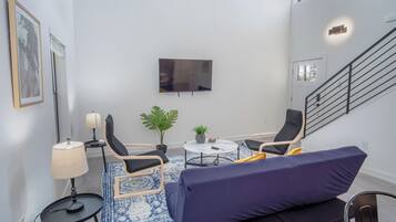 Appartement (3 Bedrooms) | Coin séjour