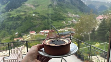 餐飲