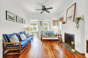 Nicht klassifiziertes Bild, 4 von 40, Schaltfläche