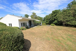 Exterior - 86 Spring Hill - Private Pool, pet-friendly! (Sandwich)