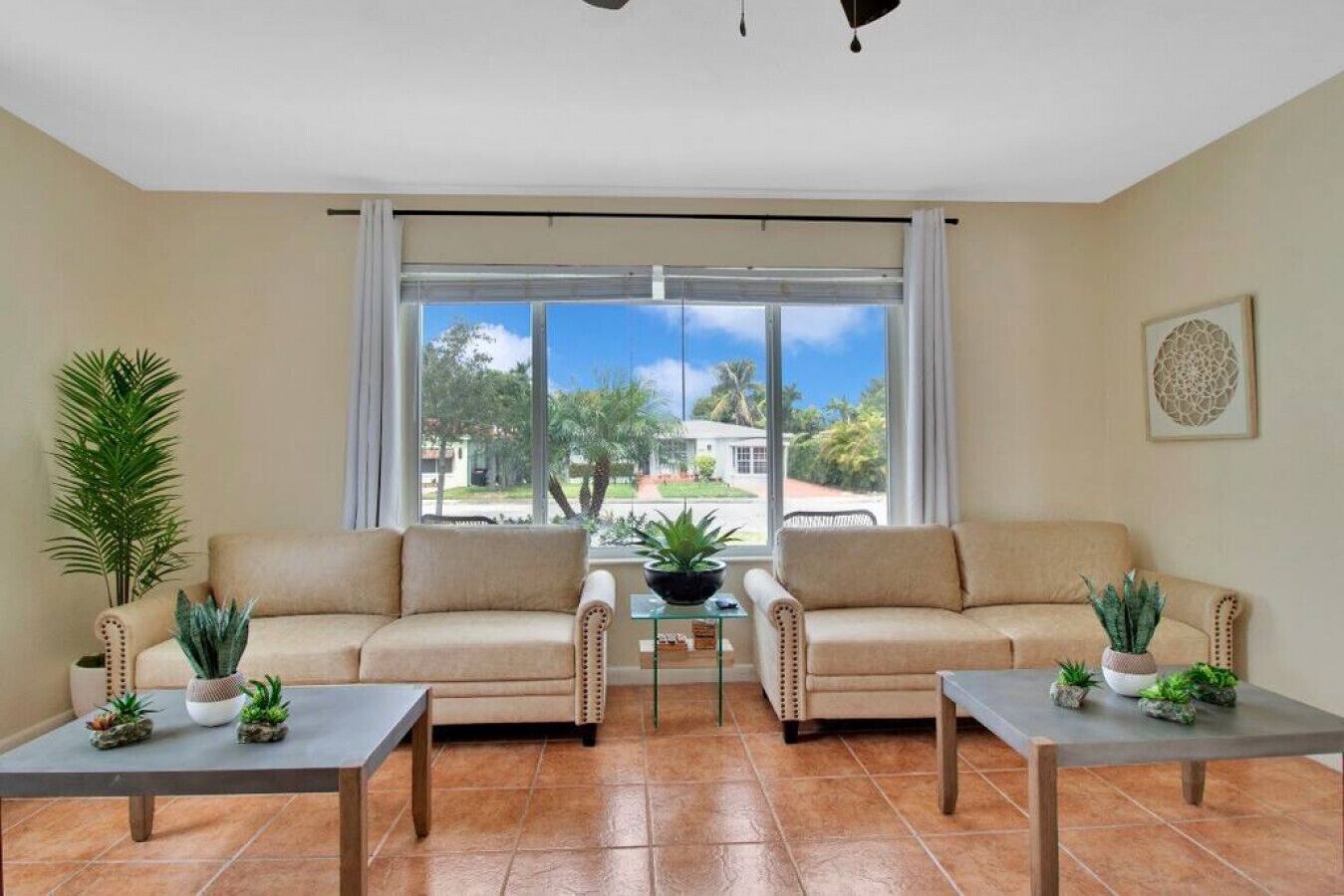 Tulum Oasis* Miami Beach Island* PoolTable* BBQ