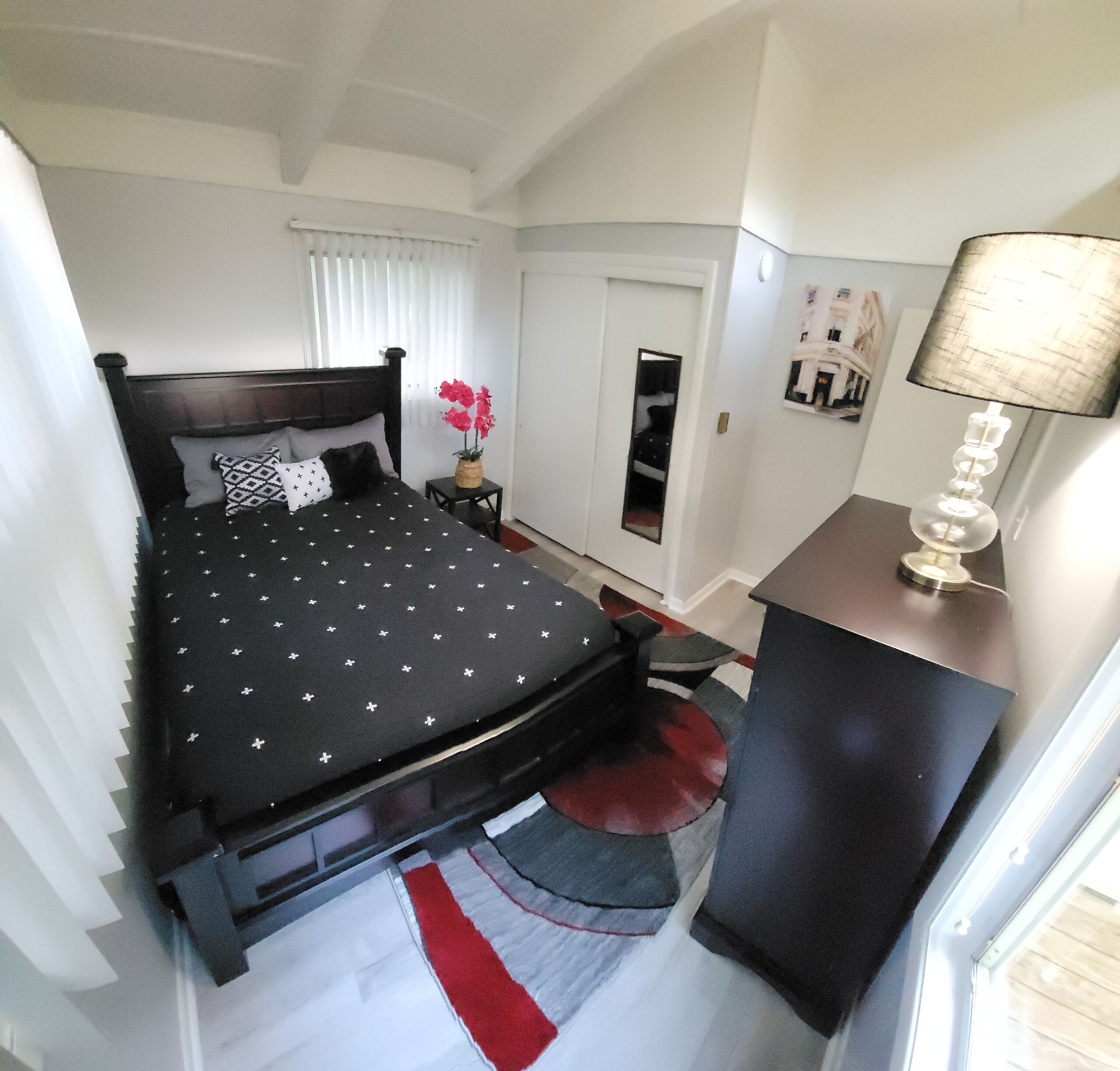 Peaceful Pocono Farm Oasis: Community pool & Games, Lake & beach<br>