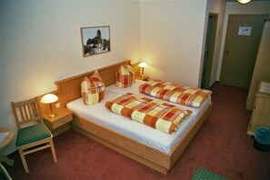 Basic Double Room