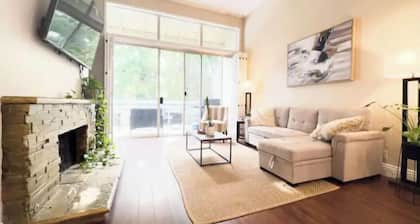 Stunning Retreat @ South Coast Plaza and Airport