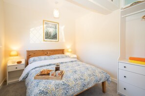 4 Schlafzimmer, Schreibtisch, kostenloses WLAN, Bettwäsche