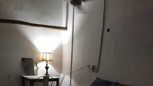 Room - Mexi-Kool Hostel (Isla Holbox)