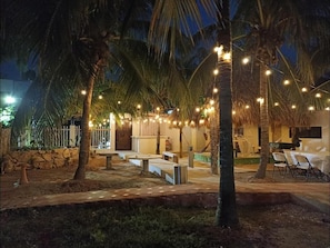 Outdoor dining - Mexi-Kool Hostel (Isla Holbox)