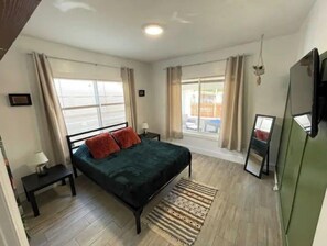2 Schlafzimmer, Schreibtisch, WLAN