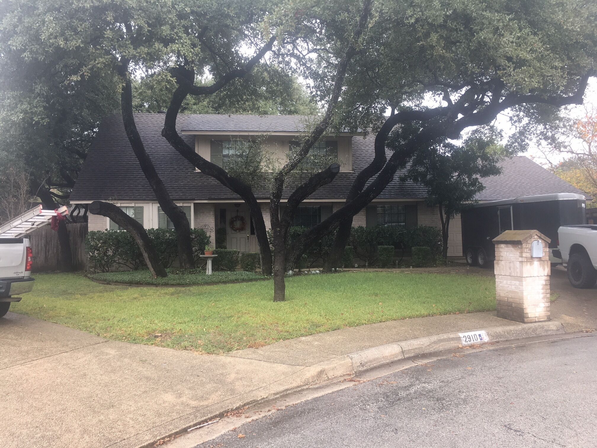 2 houses great for the whole family! Sleeps up to 19