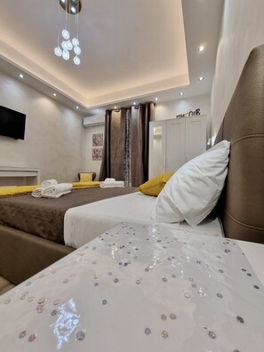 2 bedrooms, desk, iron/ironing board, free WiFi