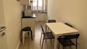 Uklassifisert bilde, 5 av 28, knapp