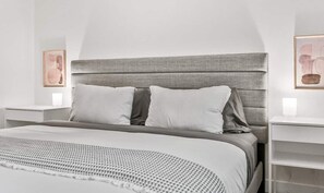 3 bedrooms, iron/ironing board, travel cot, free WiFi