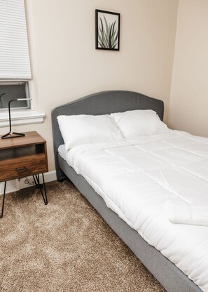 1 bedroom, free WiFi, bed sheets