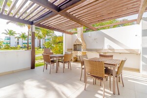 Apartamento | Opções para refeição ao ar livre