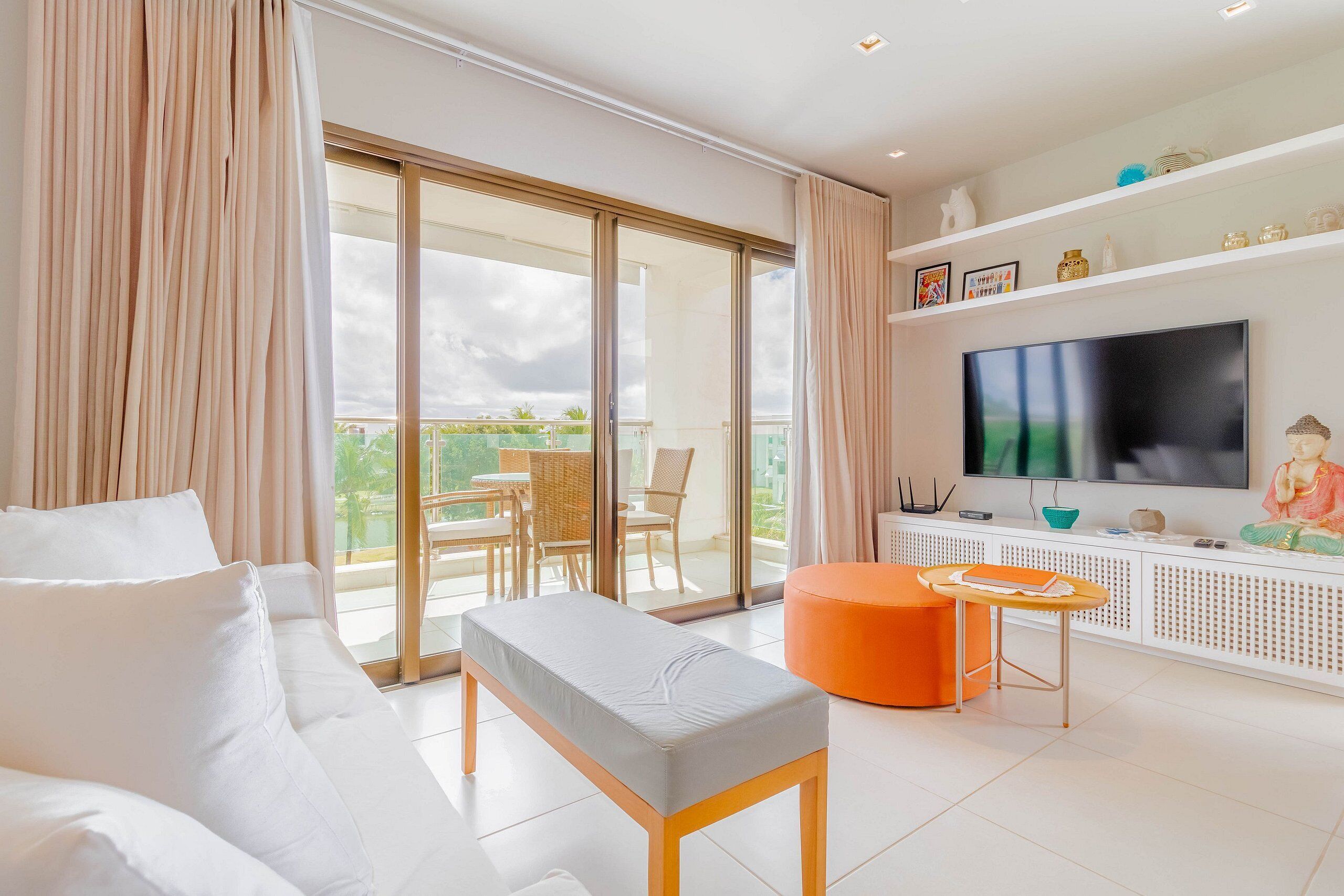 Apartment | Living area | TV