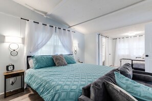 3 camere, una scrivania, Wi-Fi gratuito, lenzuola