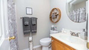 Duschwanne, Haartrockner