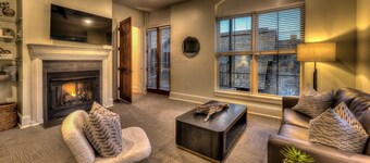 Perch 3 - Luxury Condo | Downtown Location | Modern and Contemporary