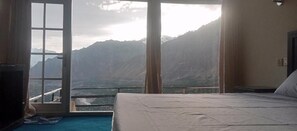 Tabla de planchar con plancha y wifi gratis 