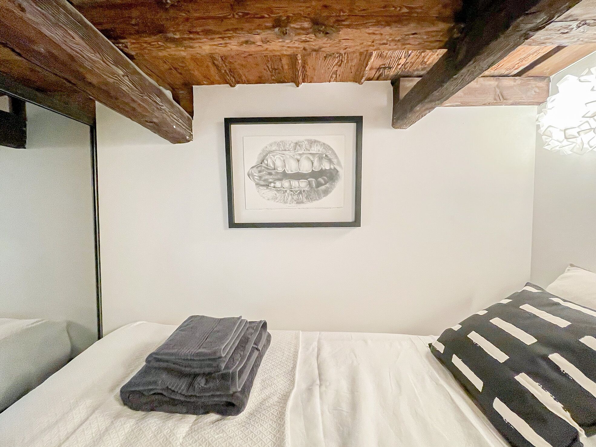 Luxury Apartment in the centre with Commercial/Gallery adaptation if required.