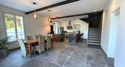 Maison d'hĂŽtes, 6 adultes et 3 enfants maximum