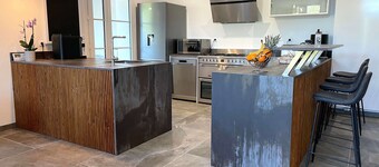 Guest house, 6 adults and 3 children maximum