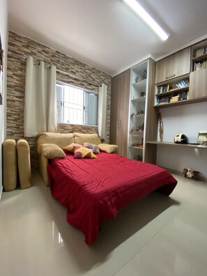 3 Schlafzimmer, Bügeleisen/Bügelbrett, kostenloses WLAN, Bettwäsche