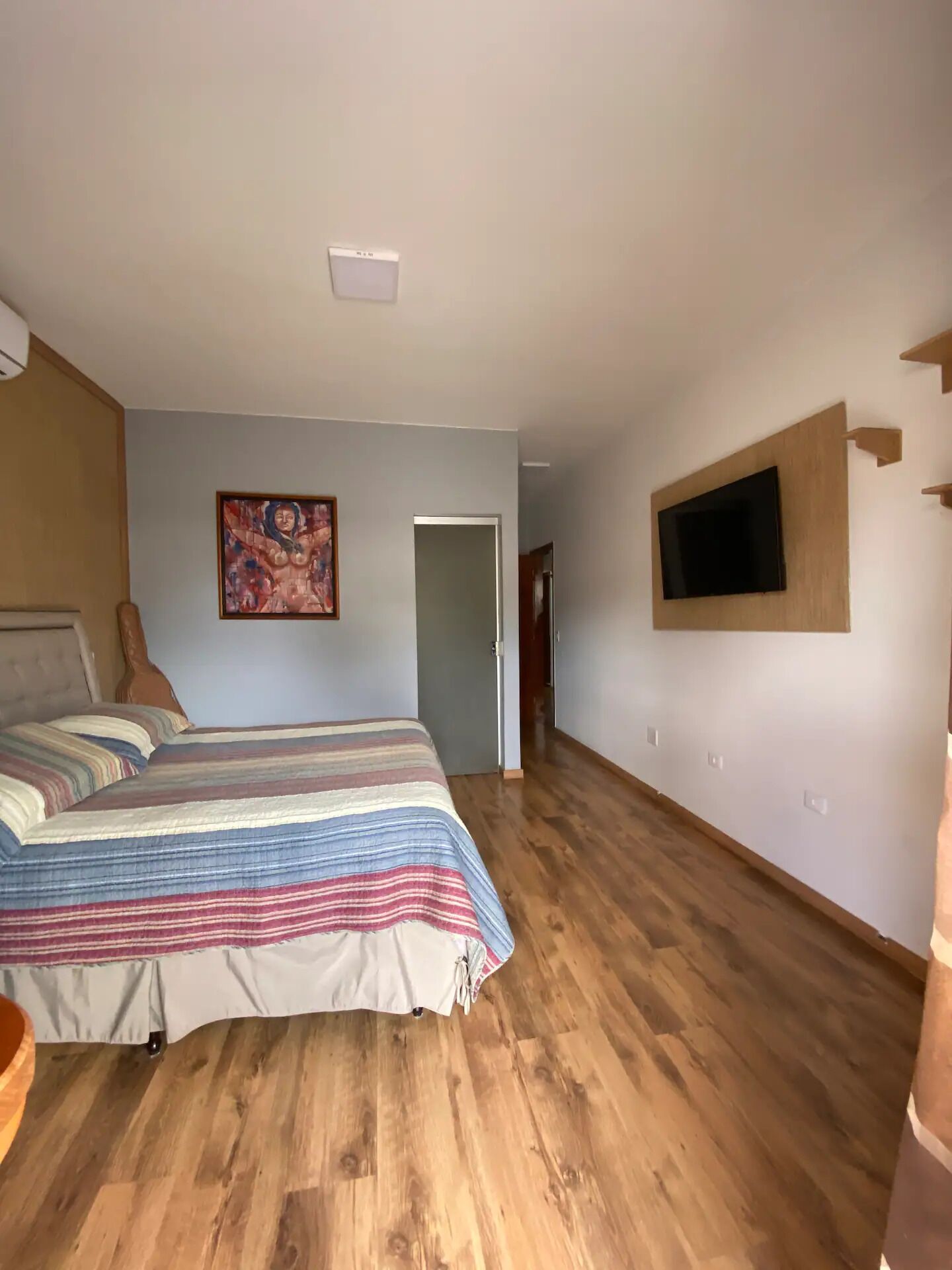 Casa, com Linda Área de Lazer e Piscina Aquecida