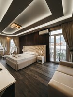 Luxury Suite | Premium bedding, memory foam beds, minibar, desk