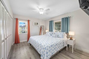 2 chambres, fer et planche à repasser, Wi-Fi gratuit, draps fournis