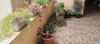 Fully furnished 1 bedroom condo in the center of Addis Ababa.