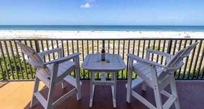 Luxury Beachfront, Clearwater Beach, Stunning Views, Private Wrap-Around Balcony