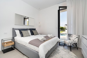 6 Schlafzimmer, Zimmersafe, Bügeleisen/Bügelbrett, kostenloses WLAN