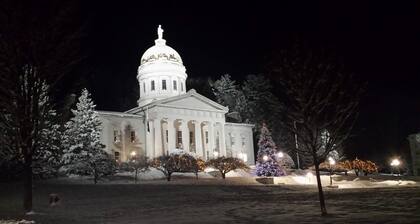 Montpelier 3 bedroom house located on Terrace St a 5 min walk to downtown.