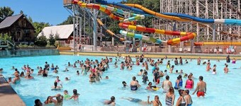 Chalet 15minutes to Gore Mountain w/ Large Hot Tub and Amazing Game Room!