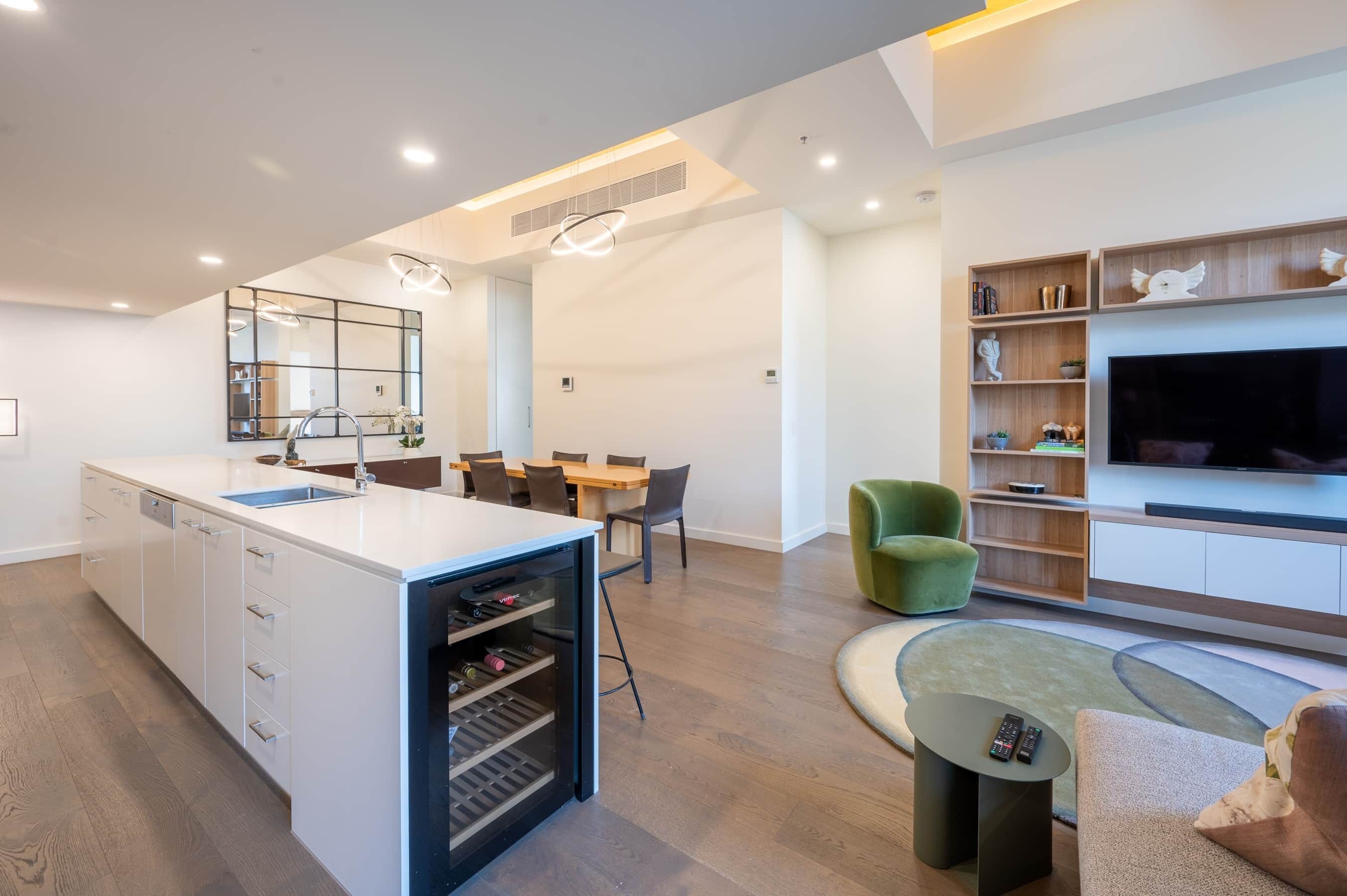 Brilliant Location - True South Melbourne