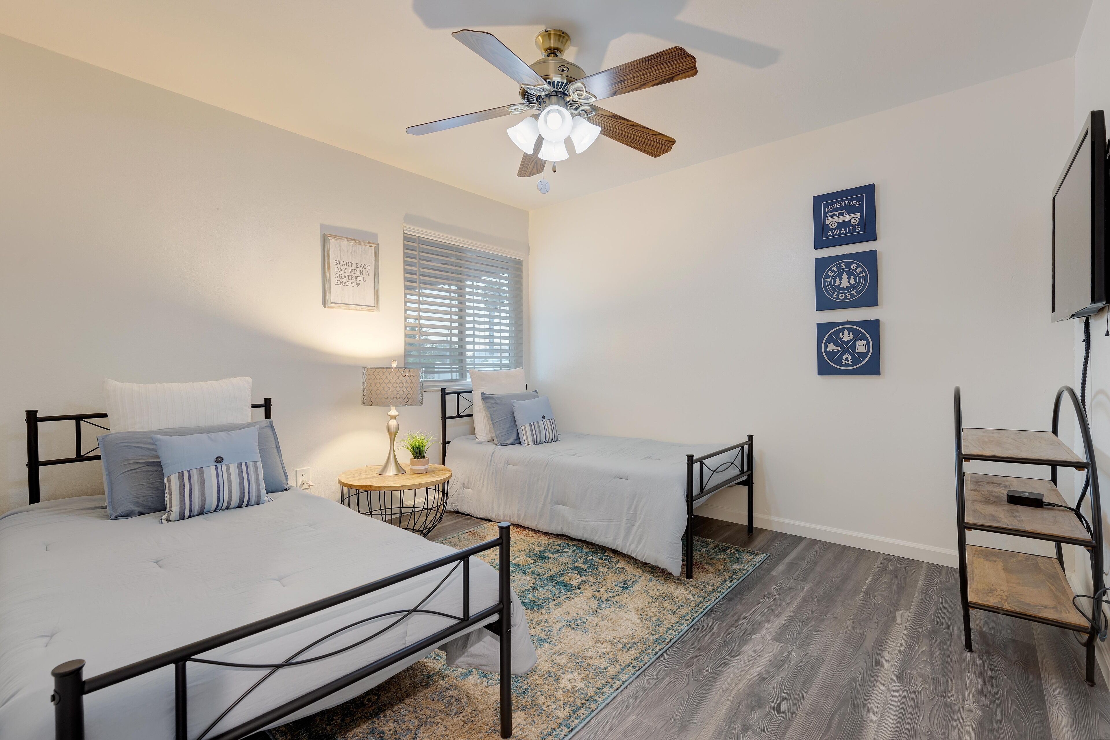 San Diego 4-Bedroom Home with POOL and Jacuzzi