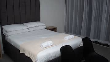 2 makuuhuonetta, Wi-Fi, vuodevaatteet