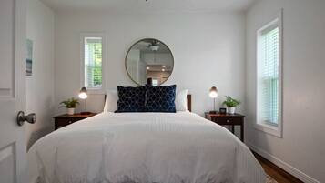 1 chambre, fer et planche à repasser, Wi-Fi, draps fournis