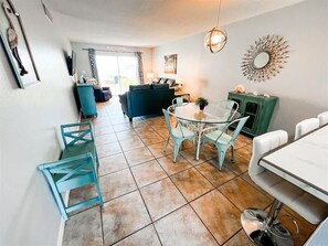 Dining - Beach Haven: 2B/2B Ground Floor Pool Side Condo (Cocoa Beach)