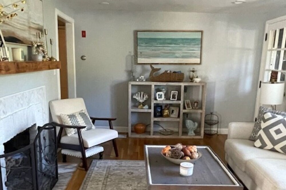 Great family home in the heart of Cotuit Village