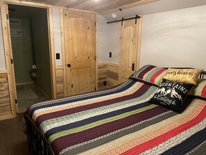 4 Schlafzimmer, Bügeleisen/Bügelbrett, kostenloses WLAN, Bettwäsche
