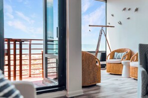 Interior - Beachfront Gulf View Oasis (Pensacola Beach)