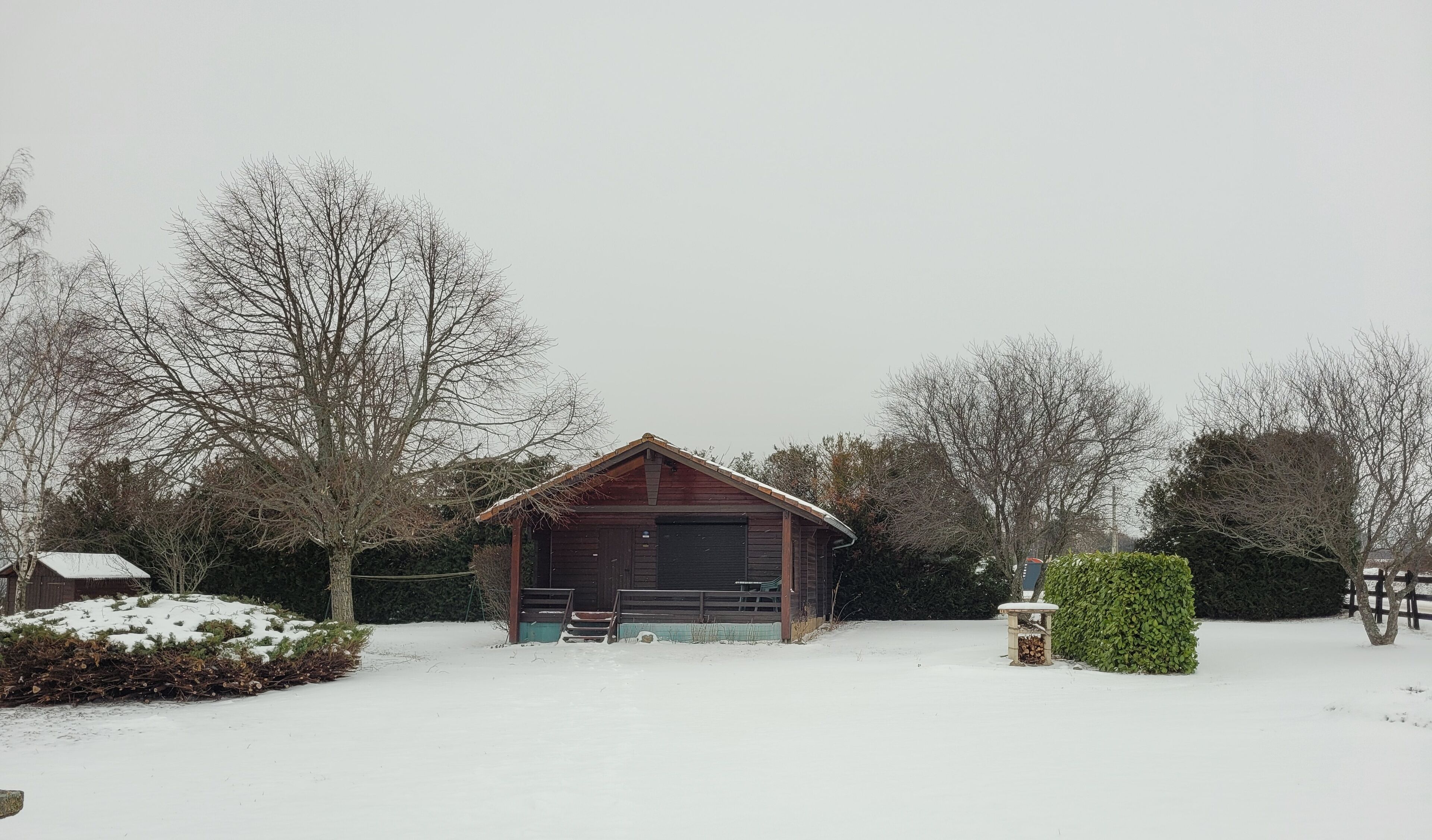 small chalet in the Sancy